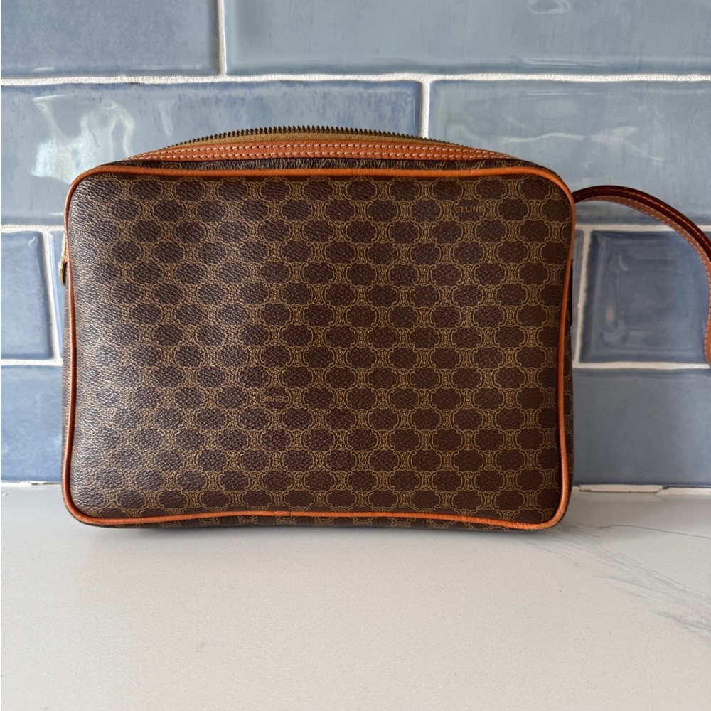 Celine wristlet/ cosmetic bag - Picture 2 of 10
